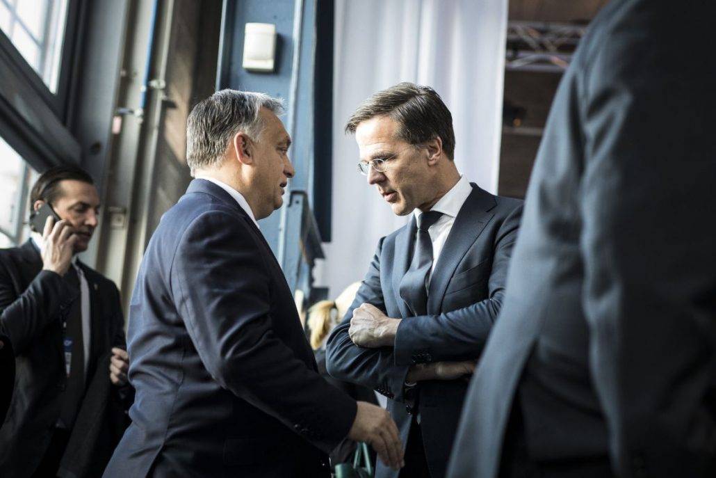 Holland kormányfő: mit keres még a Fidesz a Néppártban