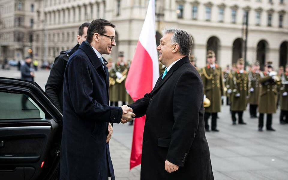 Orbán, a nemzetmentő - már a lengyeleké is!