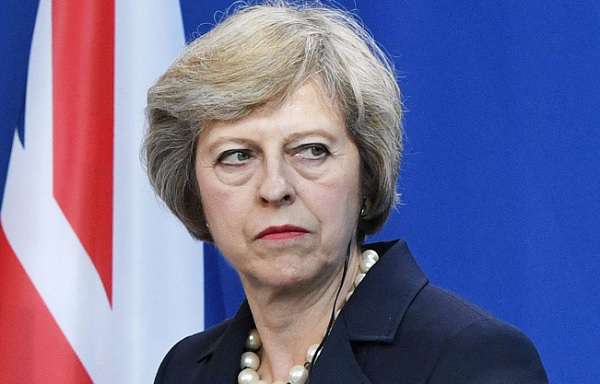 Theresa May: “én viszem végig a Brexit-folyamatot”