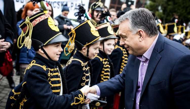Orbán és a szerencsejáték - tudja, kié lesz a következő ötös