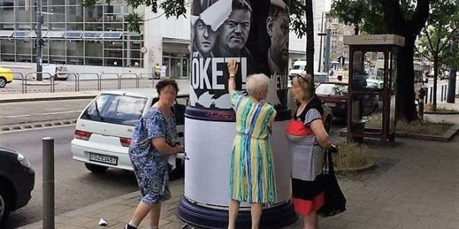 DK: szervezetten rongálják az ellenzéki plakátokat