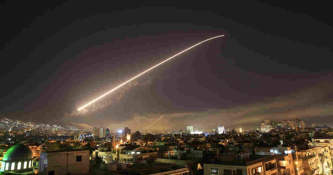 légitámadások Szíria