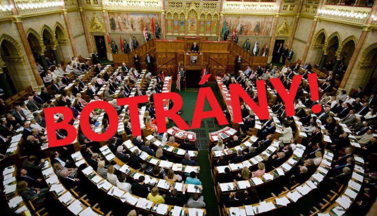 Tordai: A magyar nép szolgálatára esküdtetek, nem Orbán Viktor hatalmi tébolyának szolgálatára!