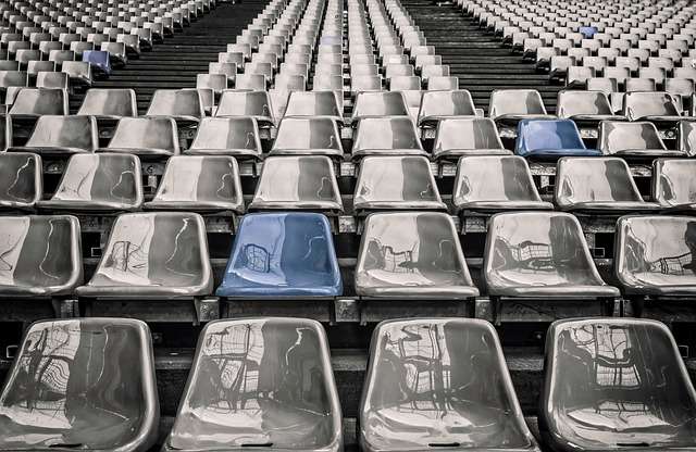11.000 üres és 3.365 „szerencsés” foglalt szék a mérleg a fehérvári stadionban
