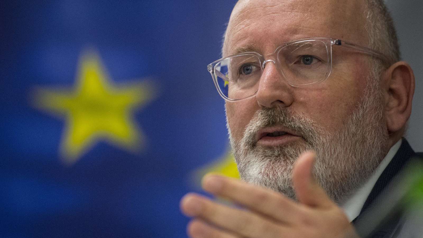 Timmermans: az Európai Bizottság osztja a jogállamiság magyar helyzetével kapcsolatos aggályokat