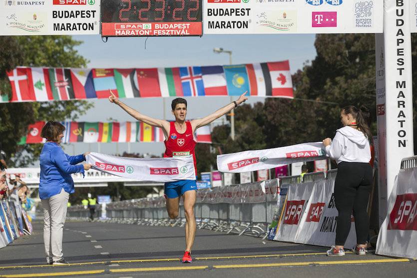 Jenkei Péter és Gyurkó Fanni nyert a Budapest Maratonon