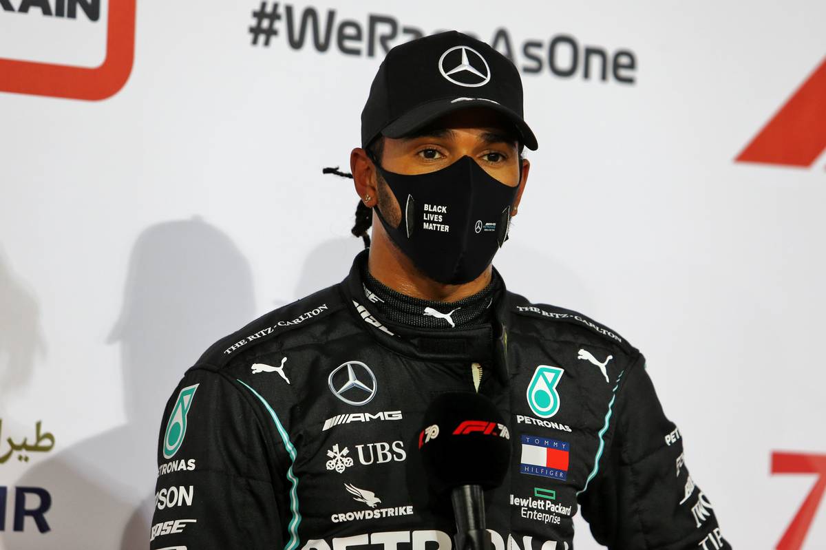 Koronavírusos Lewis Hamilton