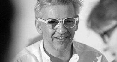 Alföldi Róbert jogerősen pert nyert - Az ítélet ellen fellebbezésnek helye nincs