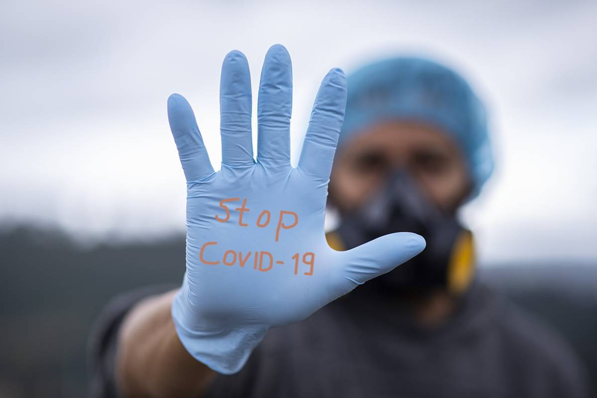 Orbánék megint felülírták a járványügyi igazságot -soha nem látott csúcsokat döntöget a koronavírus-járvány negyedik hulláma