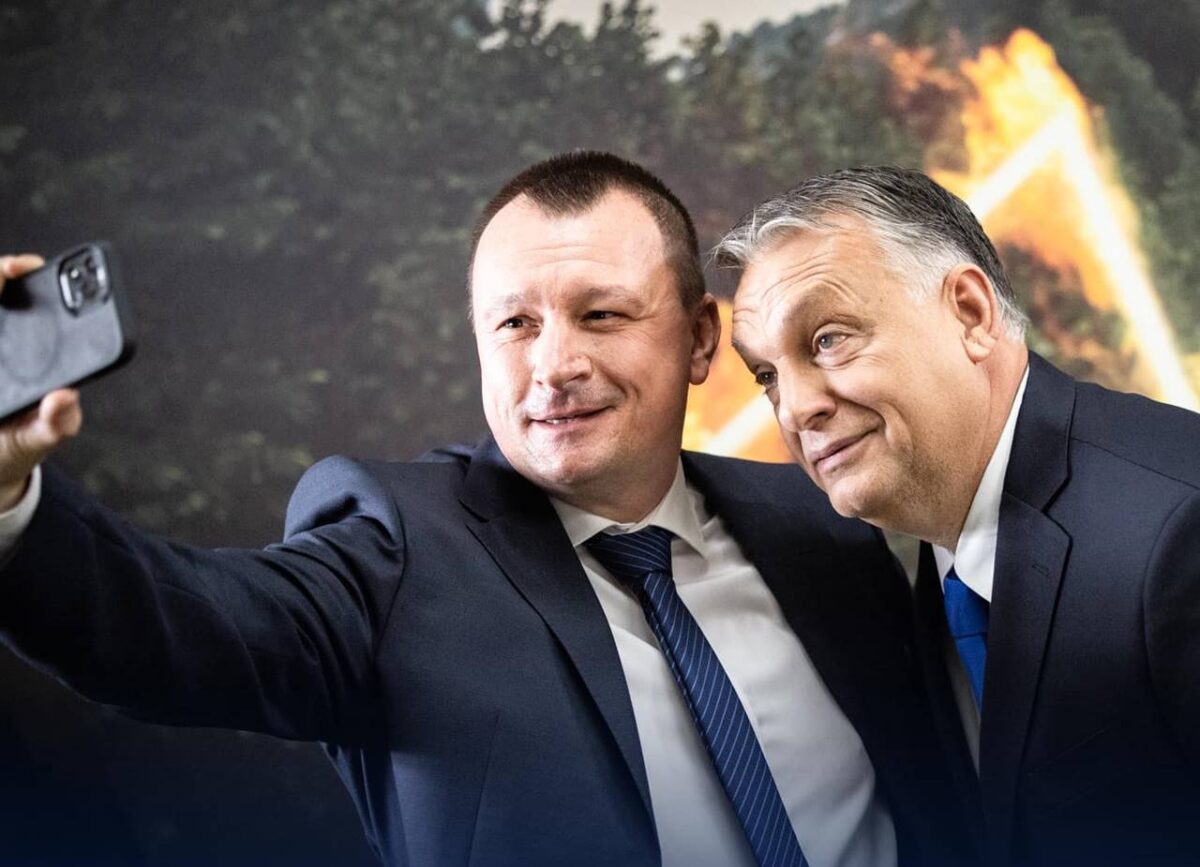 "RIP Szujó gerinc"! - kikeltek magukból Orbán követői