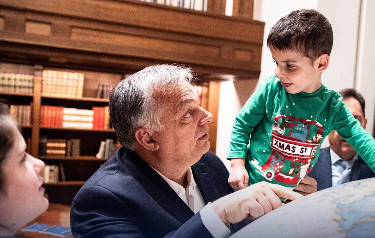 Orbán "jó fej vagyok"- sorozatának pénteki epizódja - Család-gyerek-Pócs kombó