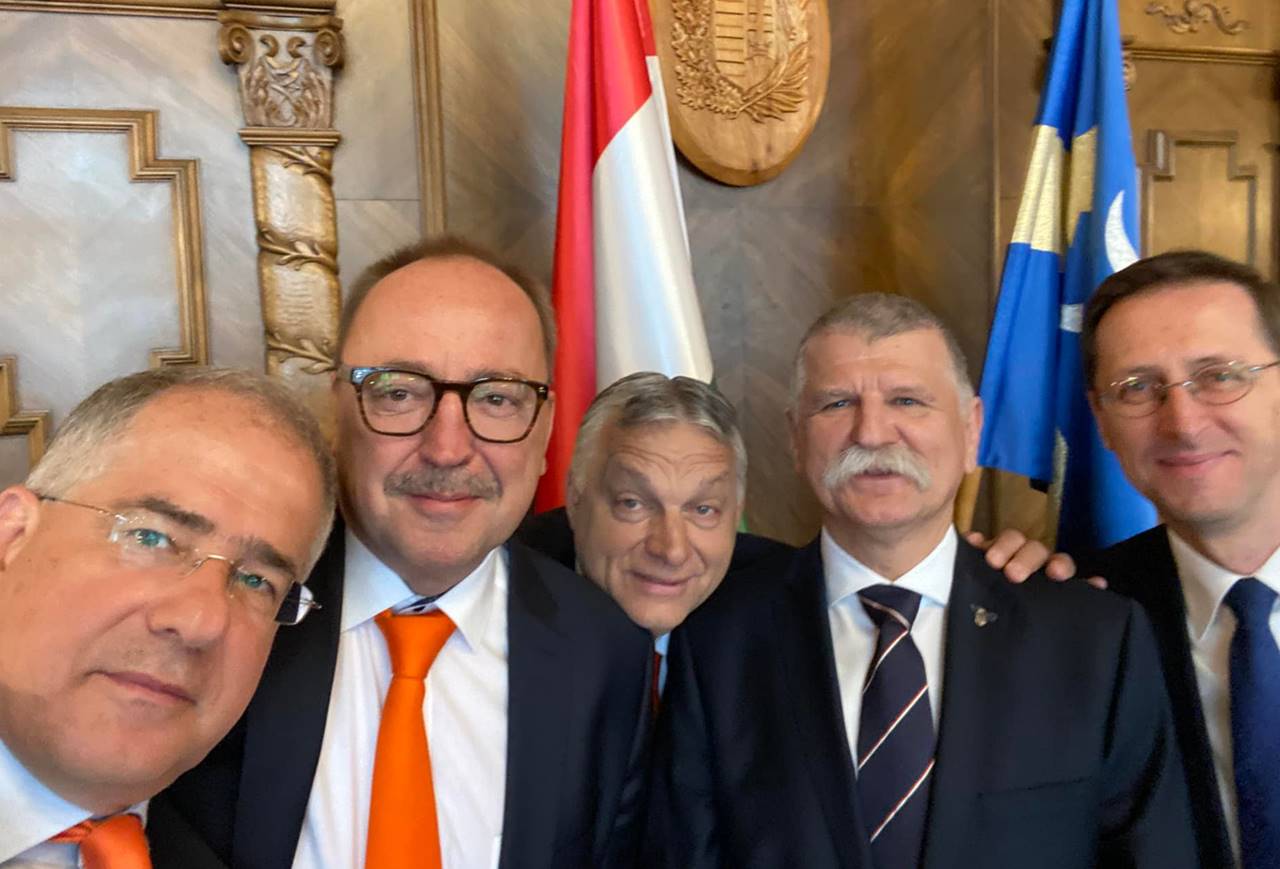 Öt ex fiatal demokrata, akiket 32 éve fizetünk