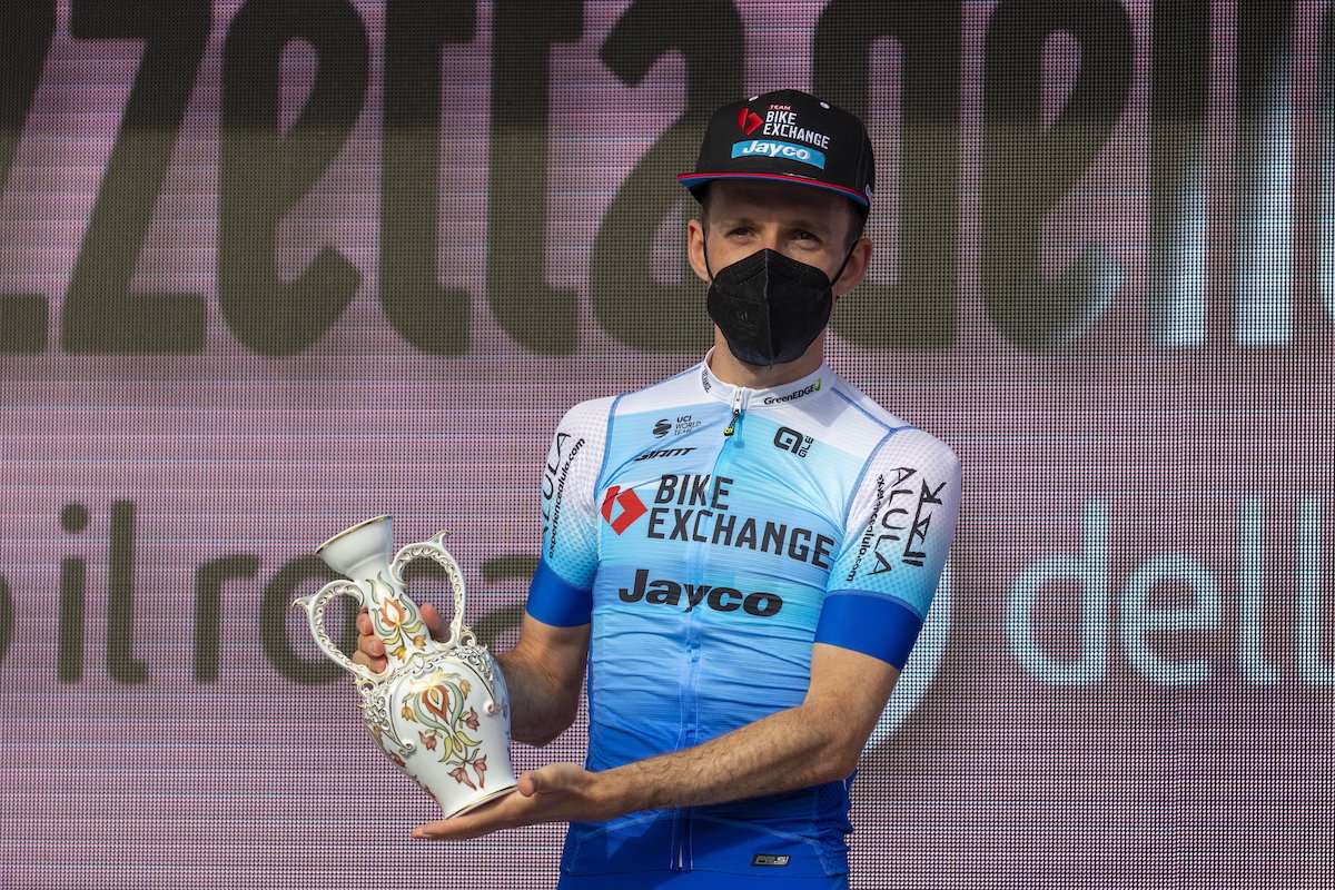 Simon Yates nyerte a Giro d’Italia budapesti időfutamát