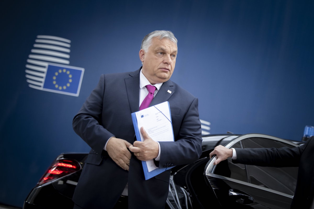 Az Európai Unió előre megy, a Fidesz meg hátra - Amiről nem számolt be az állami média.....