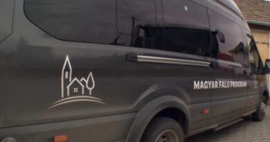 Úgy néz ki, hogy nem kap börtönt a sofőr, akinek a buszában felejtettek egy 4 éves kislányt