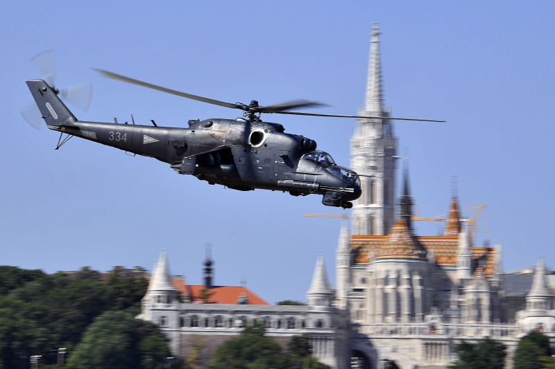 Mi-24-es helikopter