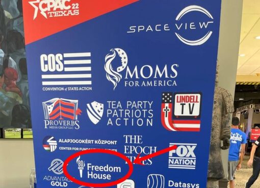 Ez azért vérciki! A Freedom House állítja, hogy engedély nélkül került a logójuk a CPAC-plakátra