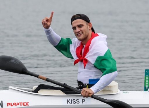 A parakajakos Kiss Péter Pál sorozatban harmadszor világbajnoki aranyérmes