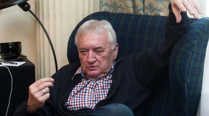 nevén nevezi