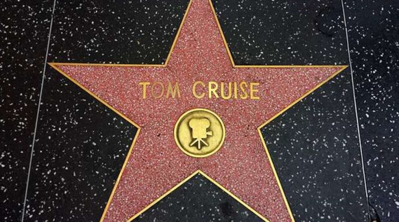 Tom Cruise,