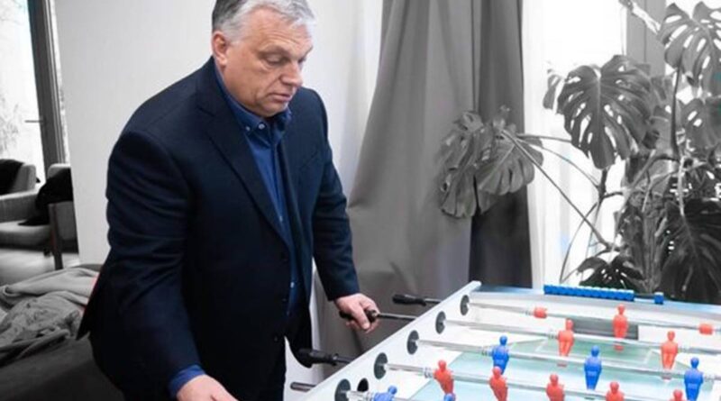 Orbán-foci 2023: ezt még bírja szusszal az öreg, bár -hogy tuti legyen- ellenfelet az oviból választott