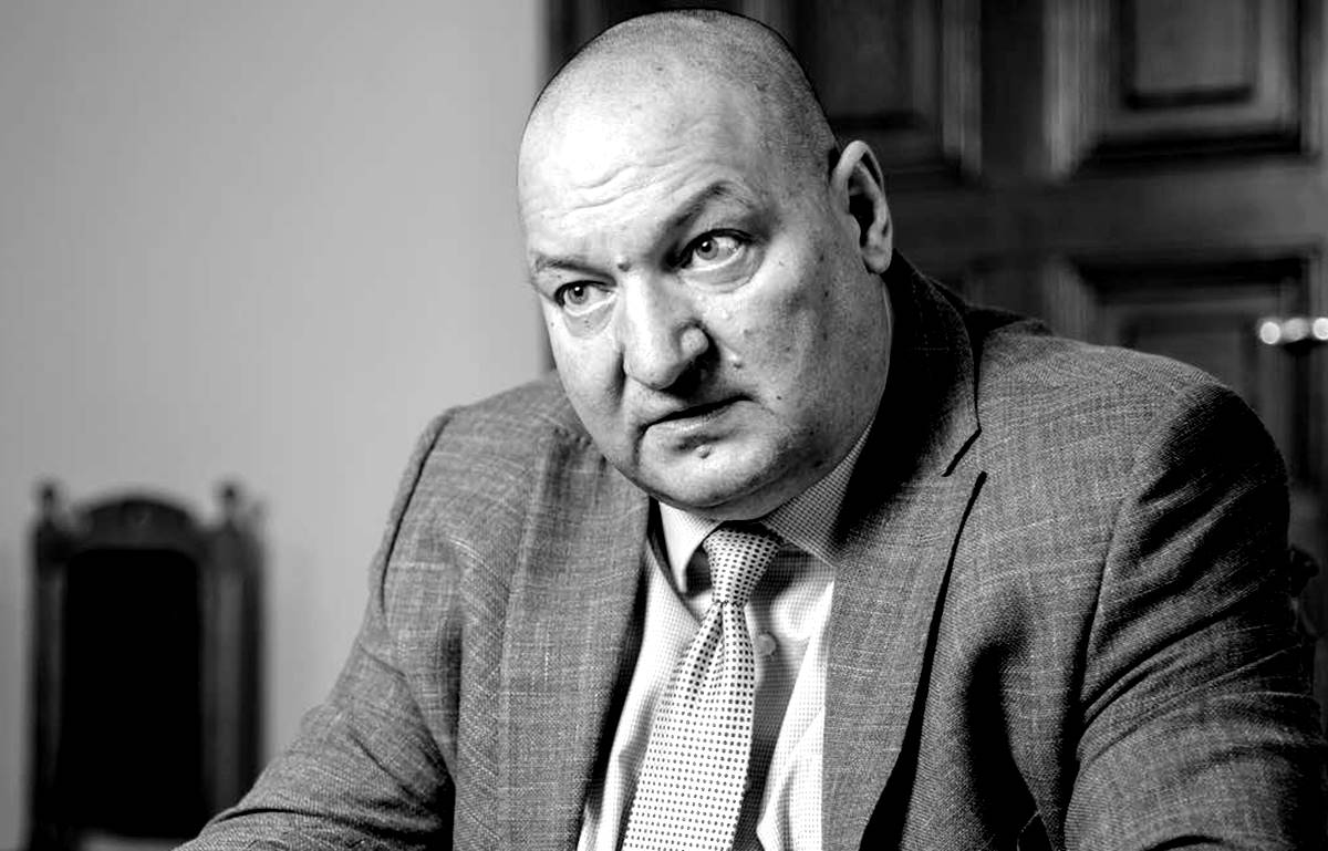 Németh Szilárd mindkét balkezét nyújta az eddig ócsárolt csepeli polgármester-párttársnak