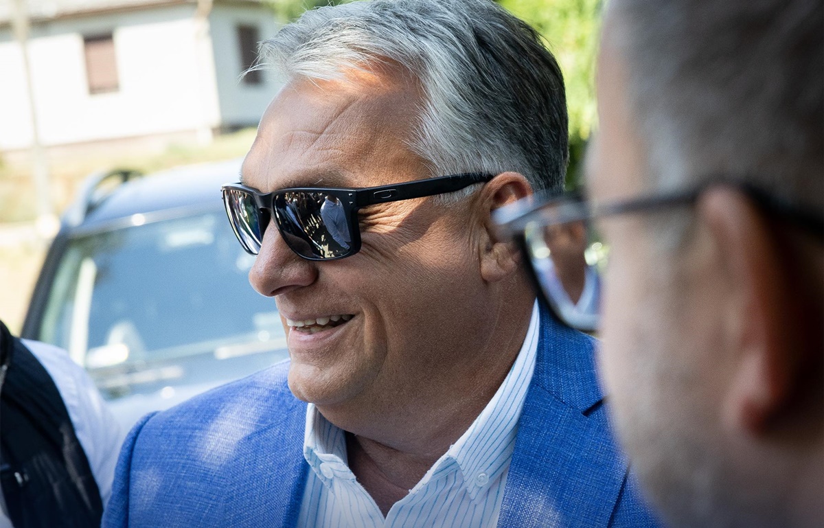 Orbán együtt akar sírni és nevetni is Önnel - Szeptembervégi időjárásjelentés: jön a pénzeső.....