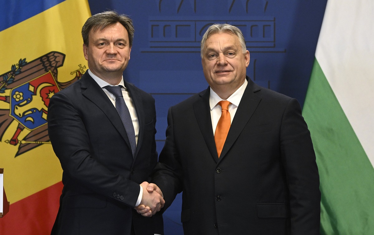 Orbán az előétel és a főfogás között: Moldova az új haver....