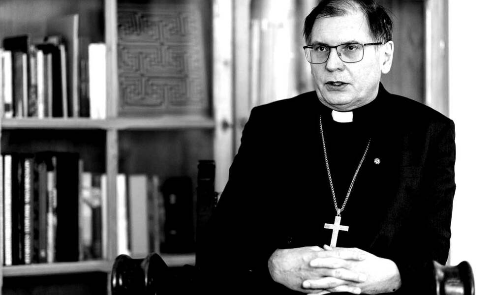 Fabiny püspök: bocsánatot kérünk a gyerekektől és azoktól, akikben megbotránkozást keltettünk és akiknek csalódást okoztunk