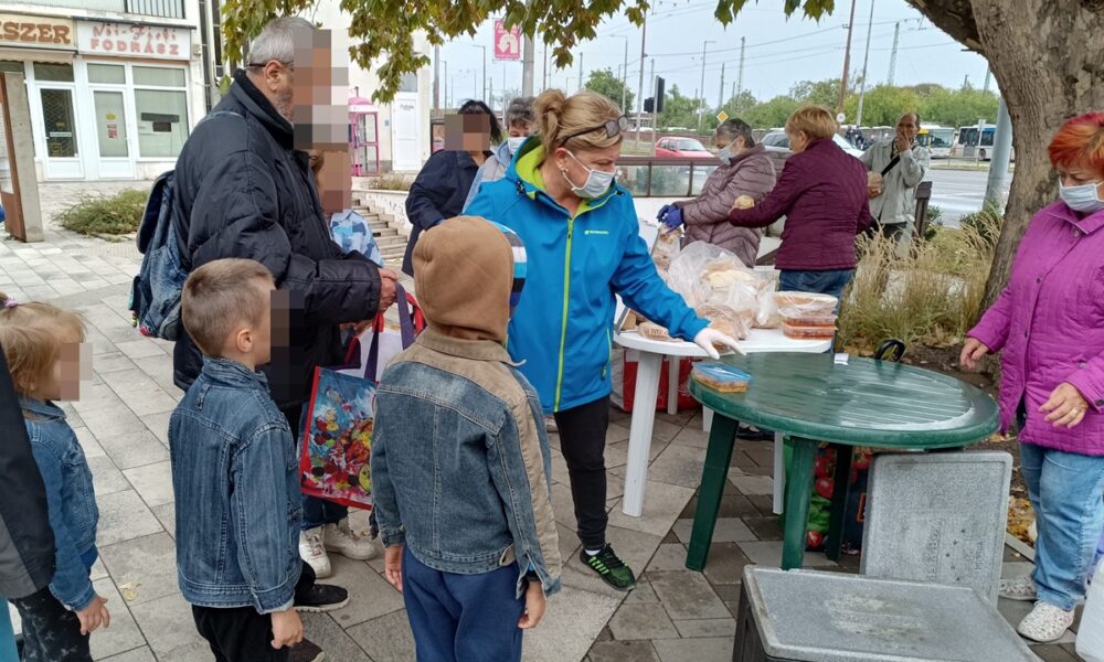 Esőisten is megsiratta a debreceni éhezőket - 150 vendég "kéretlenül” a cívis városban