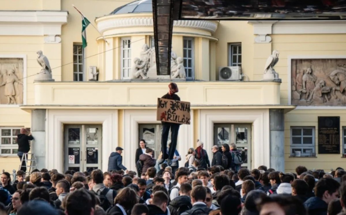 Nem minden az, aminek látszik - A Corvin közi példa