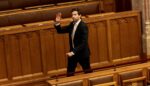 Fekete-Győr a Tiszát segítené, de a Kétfarkú Kutyapártnak használ