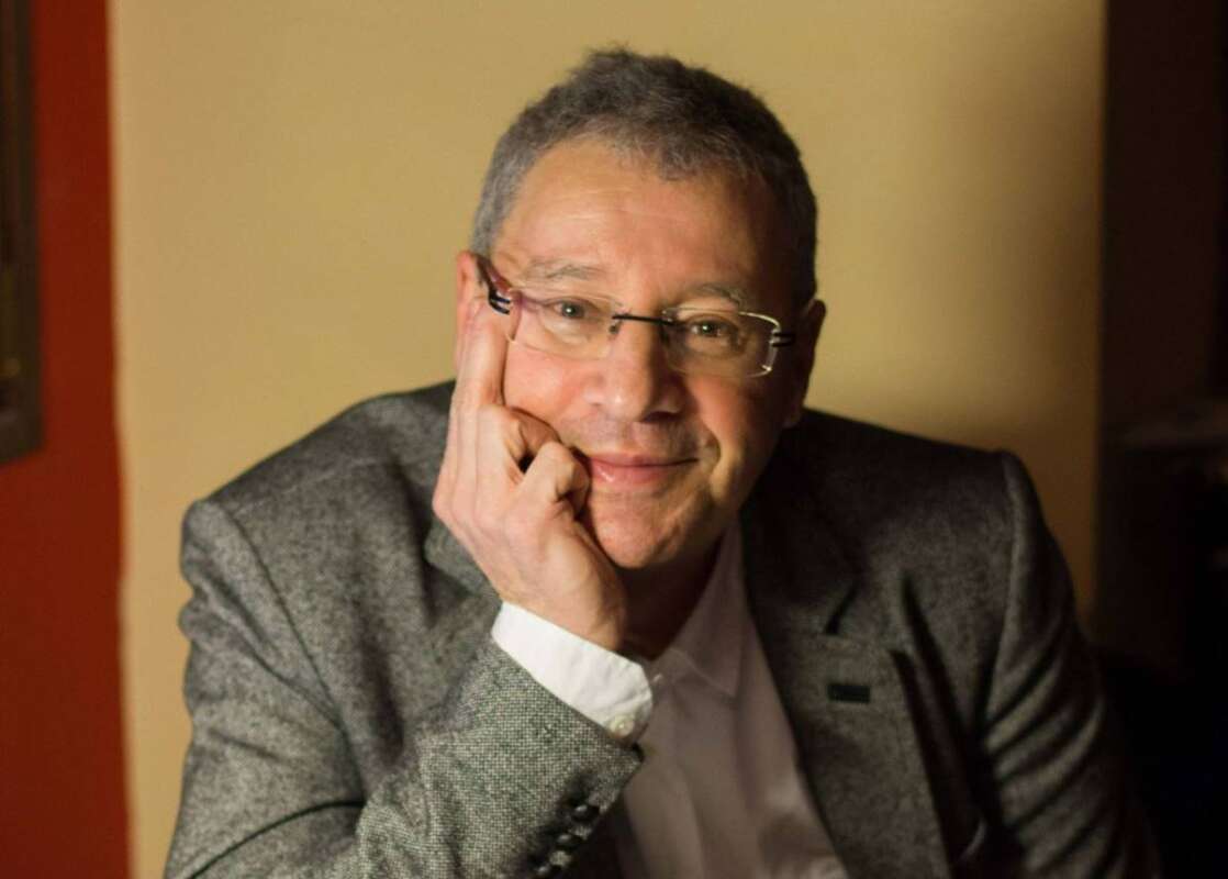 Gábor György: 'vízumot kap a dollár, anyanyelvi igazolást kérünk az eurótól? A jen nyilatkozik szexuális orientációjáról és egyéb szuverenitássértő perverzióiról mielőtt átlépi a magyar határt?'