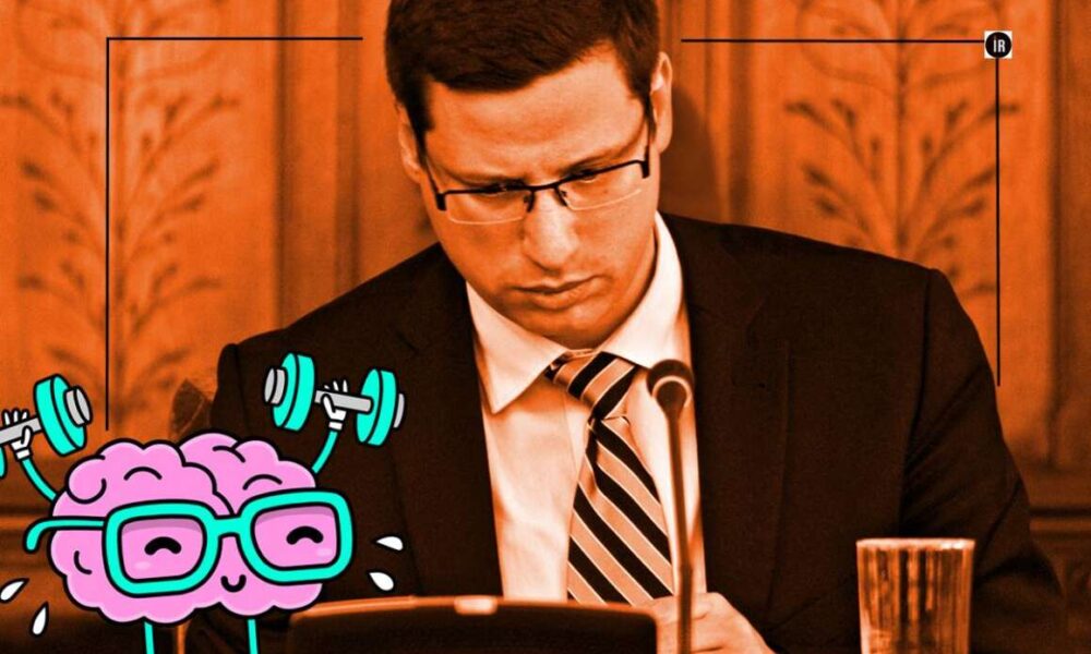 Gulyás Gergelyt cserben hagyta a középtávú memóriája, de sebaj, Juszt László ott segít, ahol tud
