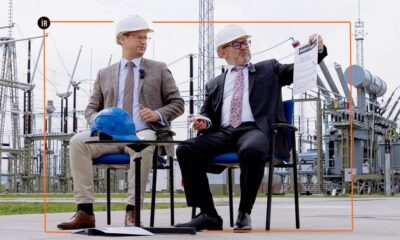 Gulyás Gergelyt 'kirángatják' a pulpitusa mögül: Fidesz-talpasként terepmunka vár rá