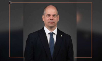 Az új legfőbb ügyész kinevezése napján 'jól sepert'
