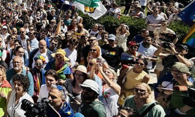 Pride - Budapest -"Fotel-büszkéknek" élőben!